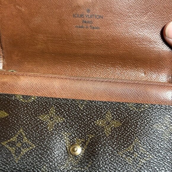 Louis Vuitton monogram Sarah wallet - Picture 7 of 7